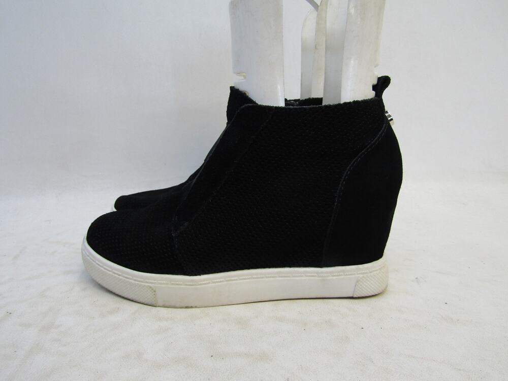 STEVE MADDEN Womens Size 7 M Black Suede Hidden Wedge Zip Ankle Fashion Boots